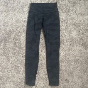 Lululemon Wunder Train 28” Leggings